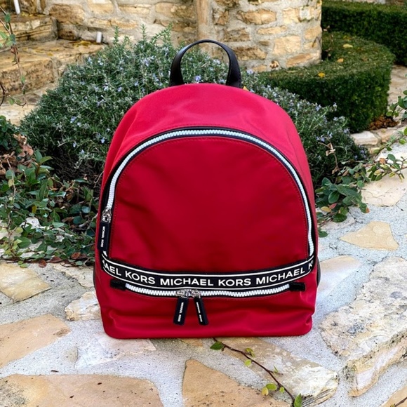 Michael Kors Handbags - NWT MICHAEL KORS LG KENLY BACKPACK FITS LAPTOP 13"